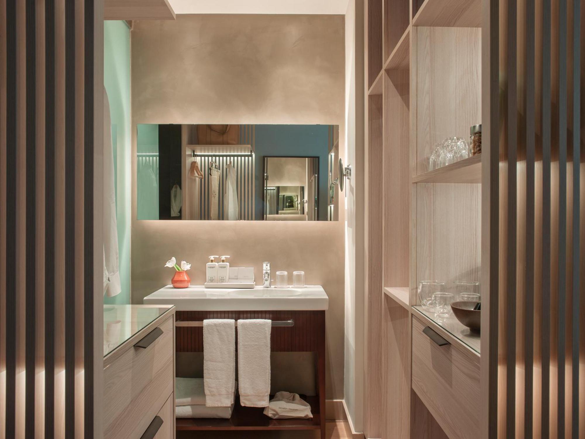 แกรนด์ โฮเต็ล เซ็นทรัล Hotel บาร์เซโลนา ภายนอก รูปภาพ Bathroom