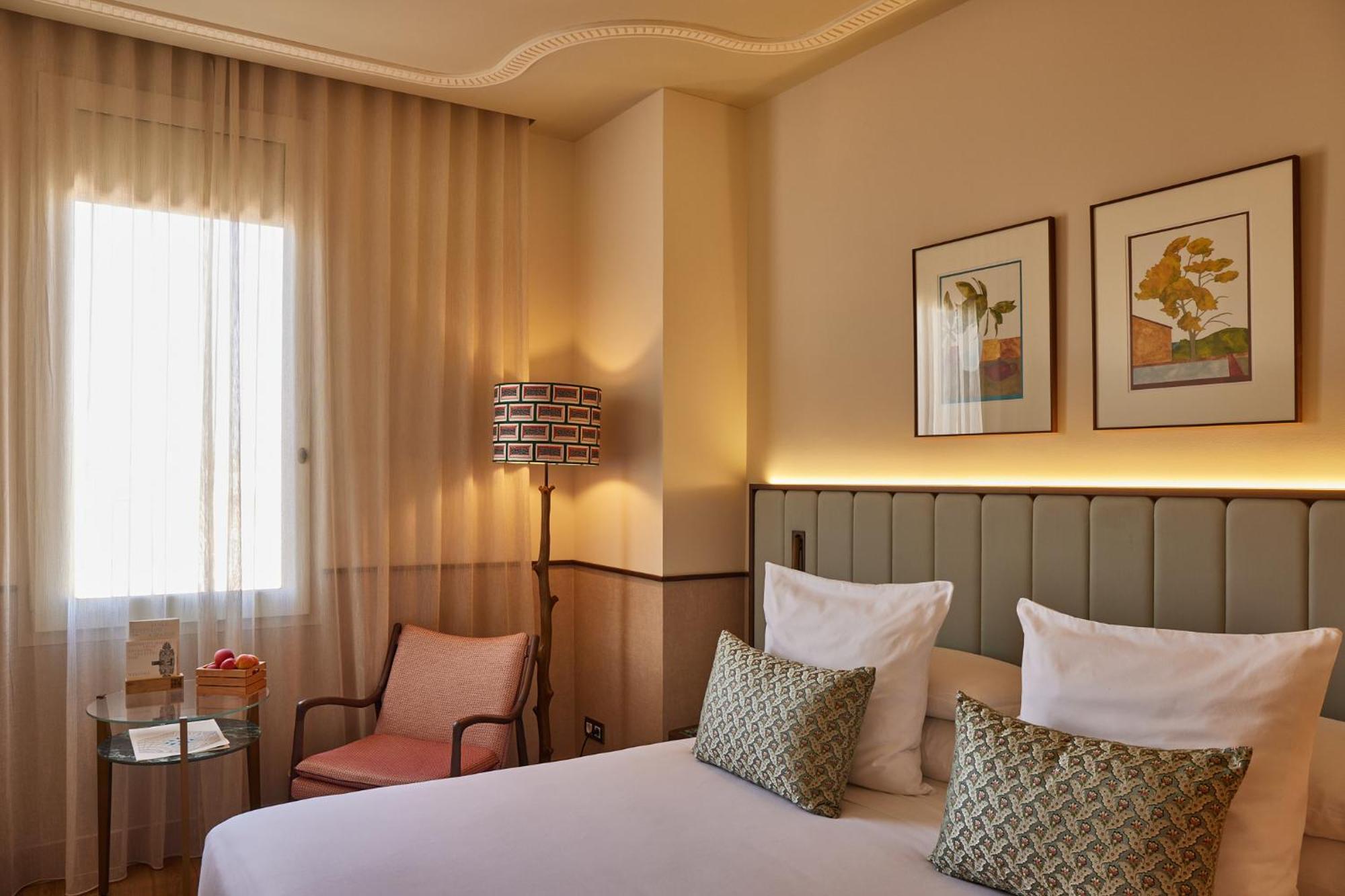 แกรนด์ โฮเต็ล เซ็นทรัล Hotel บาร์เซโลนา ภายนอก รูปภาพ A room at the hotel