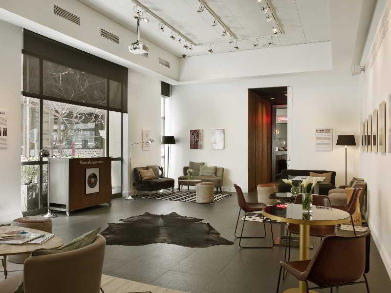 แกรนด์ โฮเต็ล เซ็นทรัล Hotel บาร์เซโลนา ภายนอก รูปภาพ The interior of the gallery