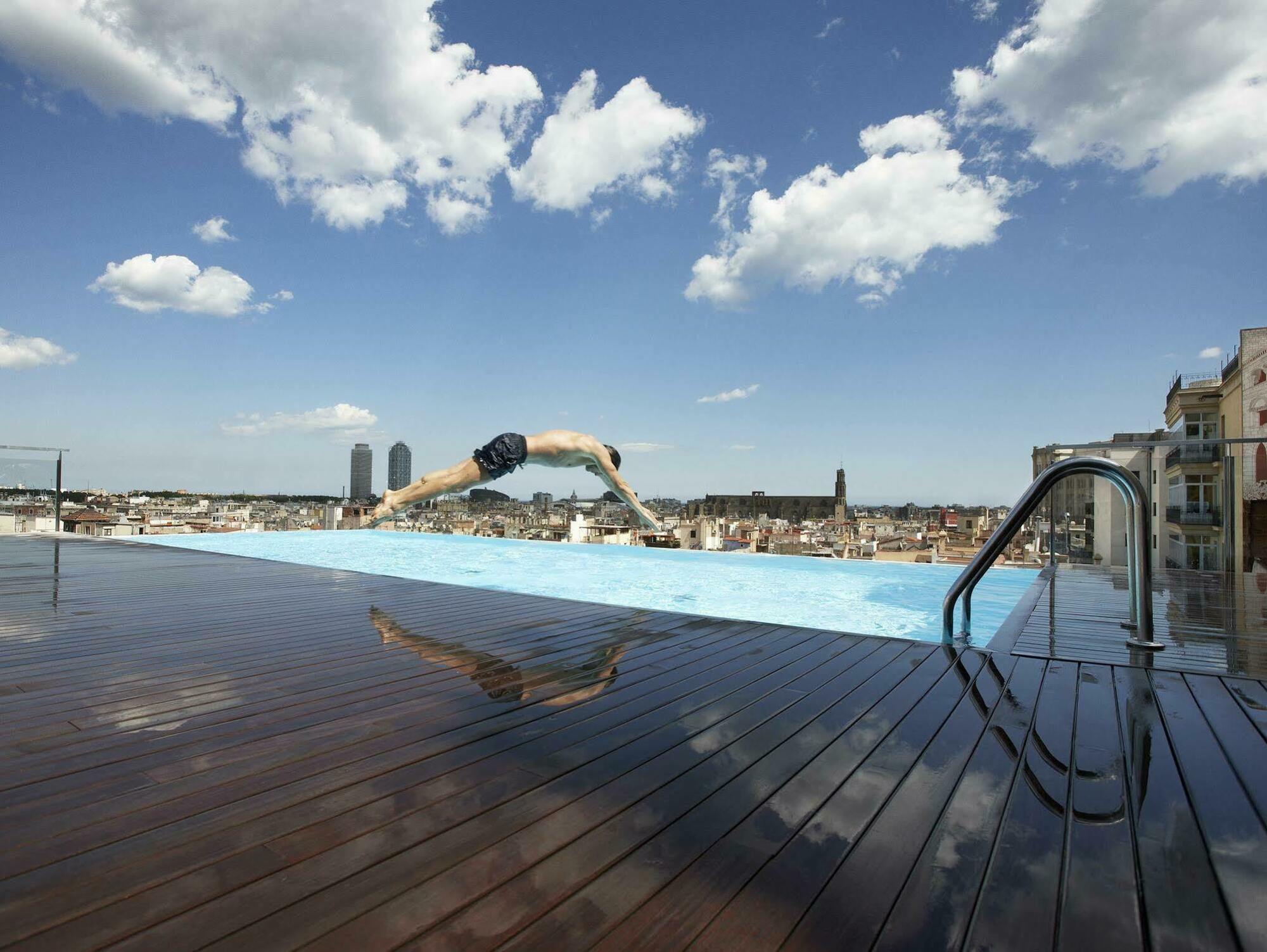 แกรนด์ โฮเต็ล เซ็นทรัล Hotel บาร์เซโลนา สิ่งอำนวยความสะดวก รูปภาพ The rooftop pool